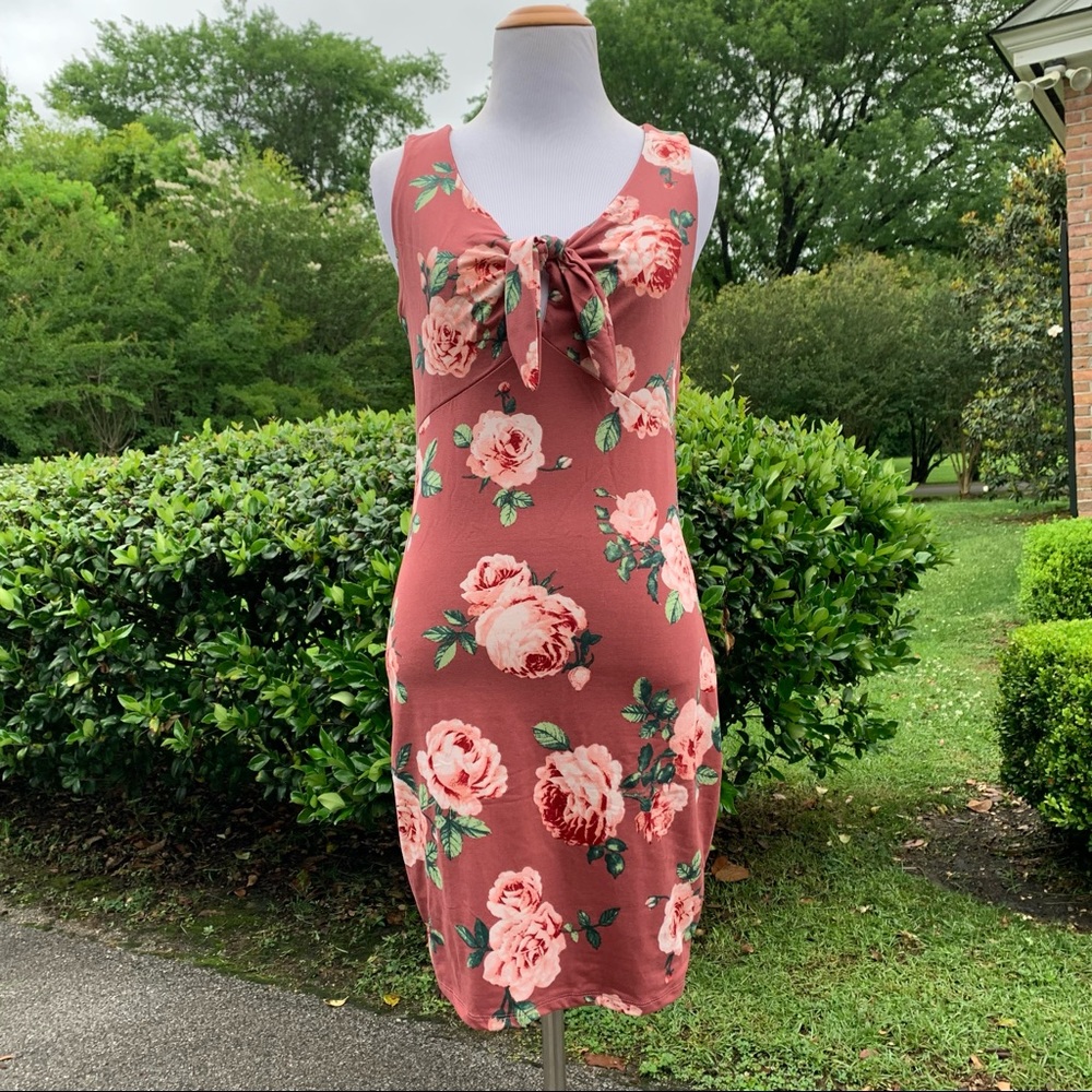 🏷️ NWOT Heart & Hips Form Fitting Floral Rose Knot Front Bodycon Dress L SOFT